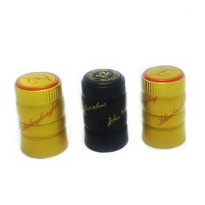 Το μπουκάλι πνευμάτων ολοκληρώνει το μαύρο χρυσό χρώμα 33mmx53mm SGS καλυμμάτων μπουκαλιών ουίσκυ σφράγισης